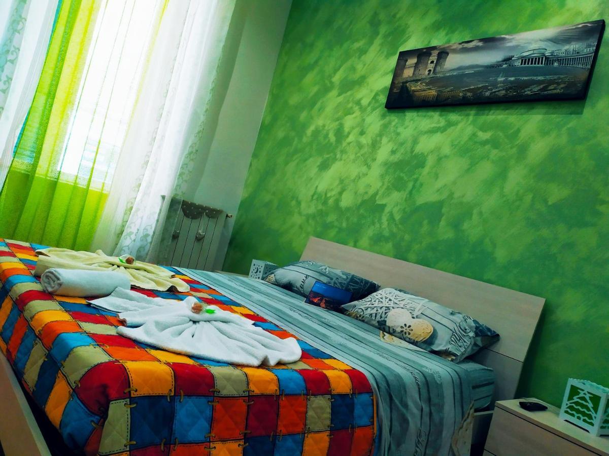 Promised Land Napoli Apartment Bagian luar foto