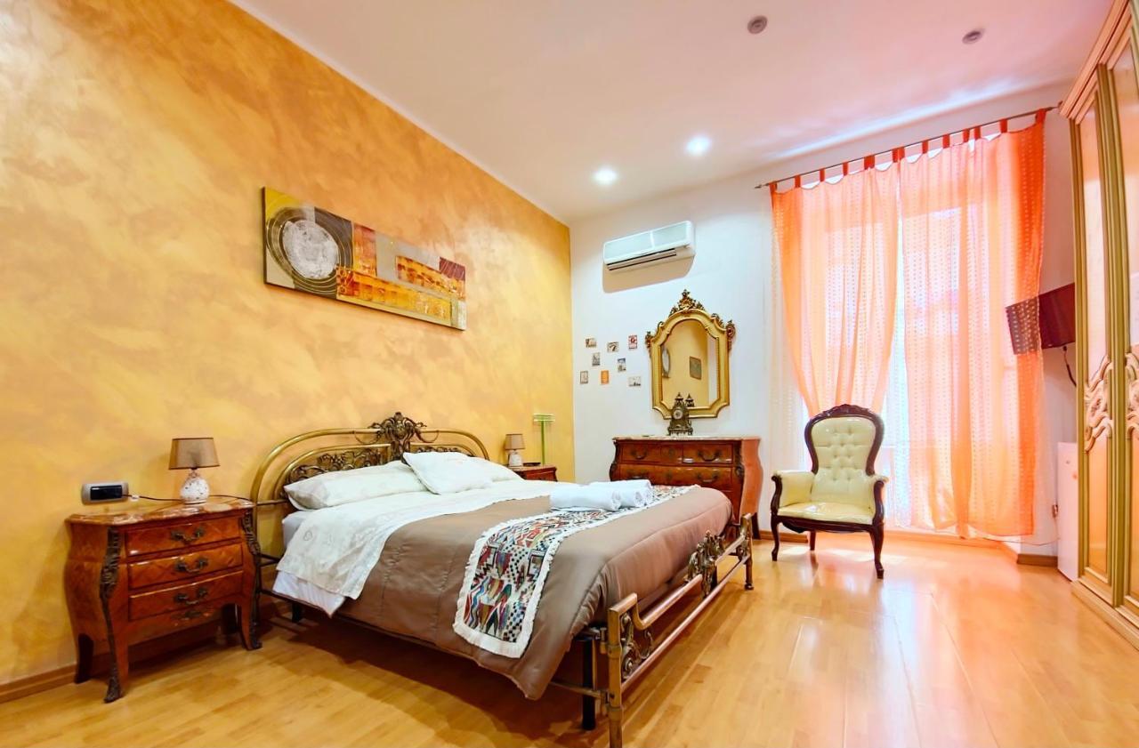 Promised Land Napoli Apartment Bagian luar foto